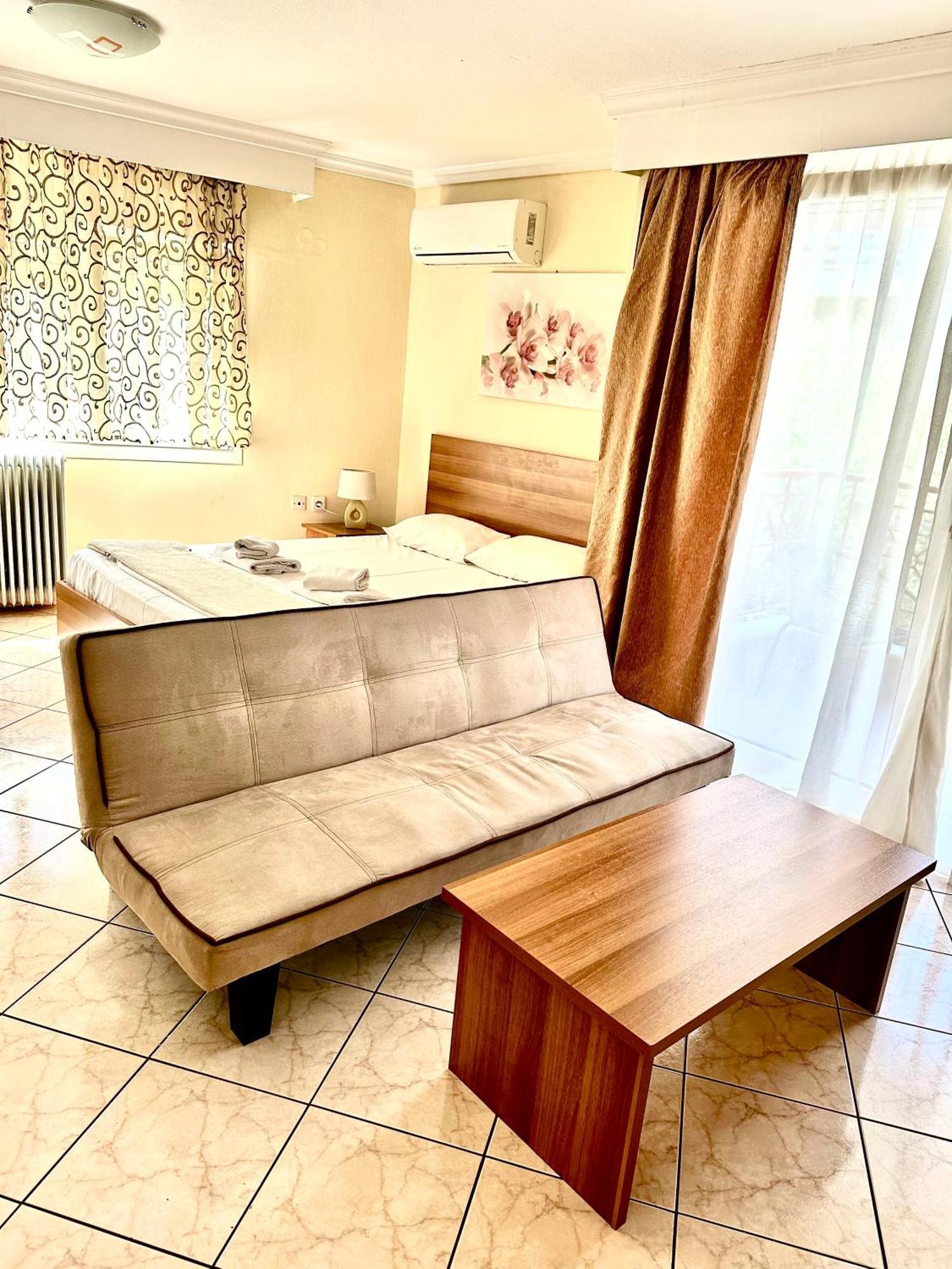Omonias Apartment Kavála Eksteriør bilde